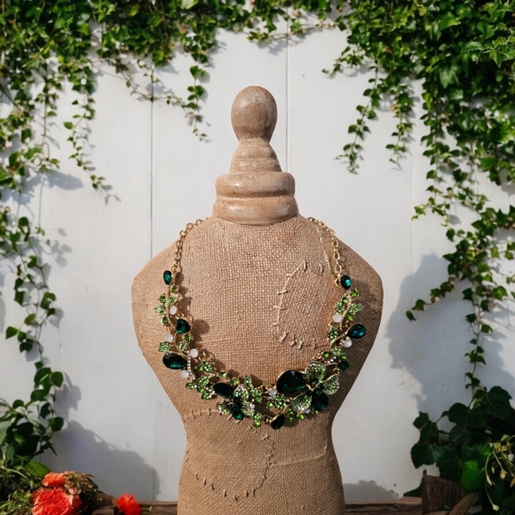 Eyecandy Los Angeles Necklace NWT - Picture 1 of 5